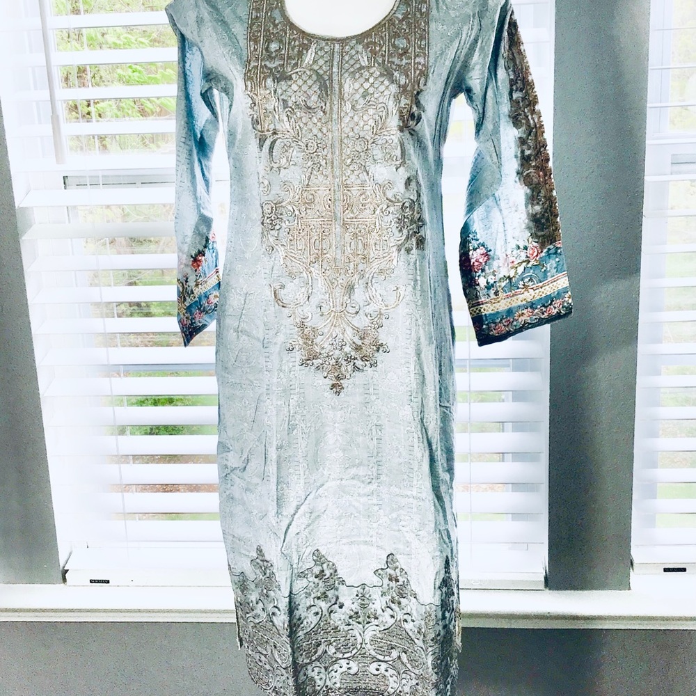 New Pakistani 2-pcs Designer sky blue, embroidered printed kurti women Medium
